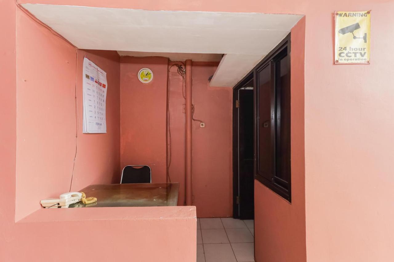 Reddoorz Syariah Near Stasiun Karet Hotell Jakarta Exteriör bild