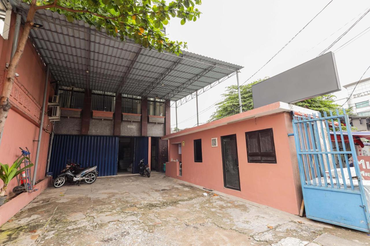Reddoorz Syariah Near Stasiun Karet Hotell Jakarta Exteriör bild