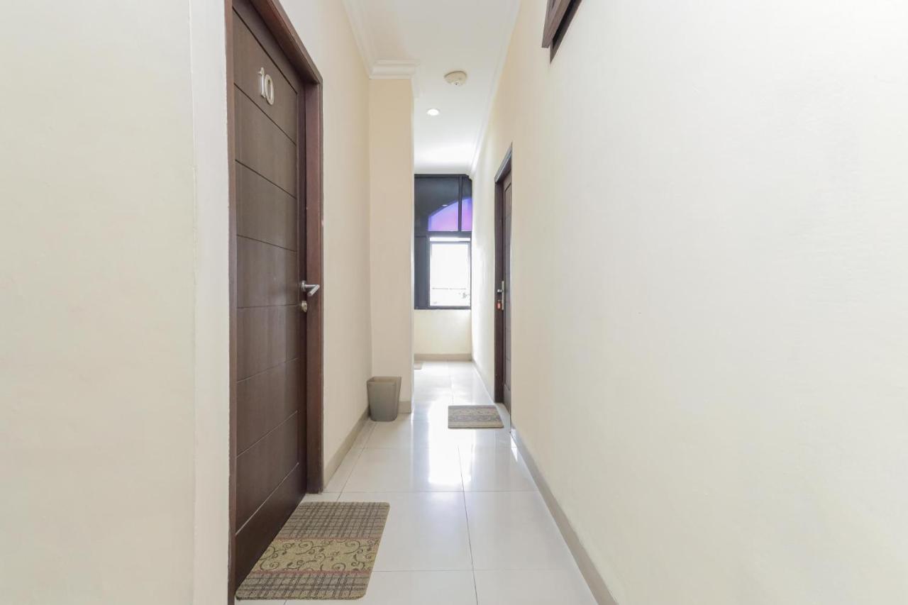 Reddoorz Syariah Near Stasiun Karet Hotell Jakarta Exteriör bild