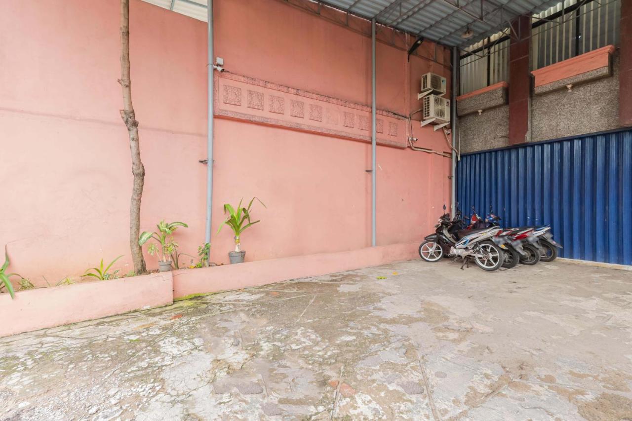 Reddoorz Syariah Near Stasiun Karet Hotell Jakarta Exteriör bild